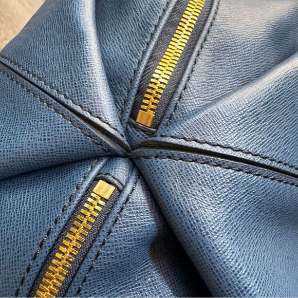 J. Crew 100% Real Leather Purse Tote Bag W Old Gold Zippers Excellent Condition - Picture 4 of 16